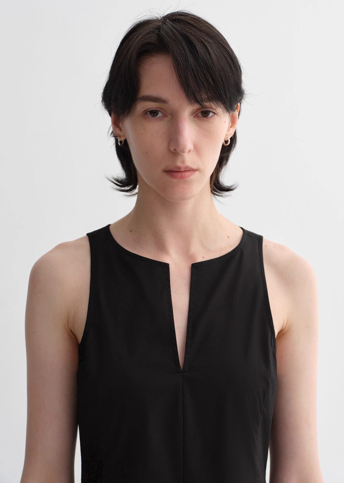 Micro-cocoon-shaped I-shaped pleated V-neck commuting slim-fitting split vest dress for women - Image 2