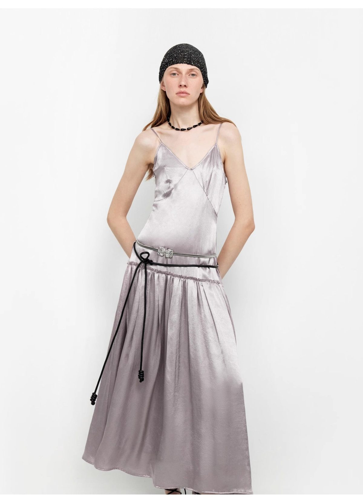 Luxurious and light, glossy and silky 100% acetate low-waisted long suspender dress "Girls' Letterhead" - Image 5