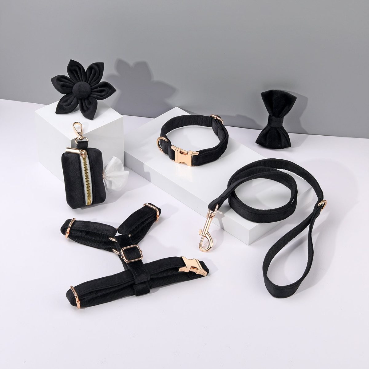 STEP IN FLORAL BUNDLE - BLACK (6 pieces) - Image 1