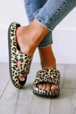 Leopard Thick-Sole Slip-On Beach Slippers - Image 5
