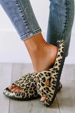 Leopard Thick-Sole Slip-On Beach Slippers - Image 2