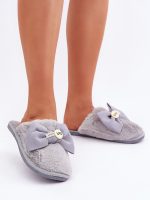 Slippers model 204925 Step in style