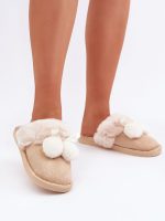 Slippers model 204930 Step in style
