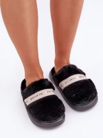 Slippers model 204935 Step in style