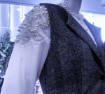 Woman's shirt with pearls