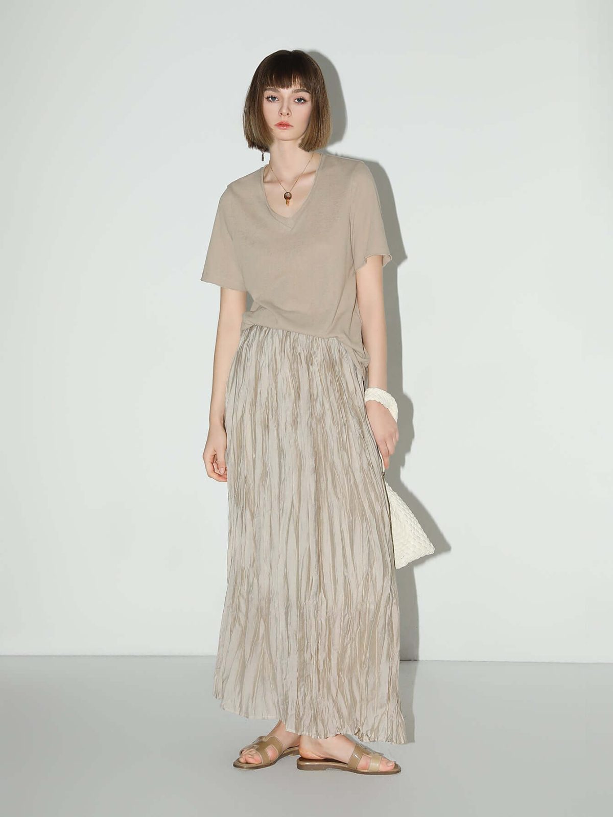 Mocha V-Neck Cotton Short-Sleeve Tee - Image 7