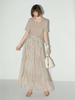 Mocha V-Neck Cotton Short-Sleeve Tee - Image 2