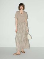 Mocha V-Neck Cotton Short-Sleeve Tee - Image 3